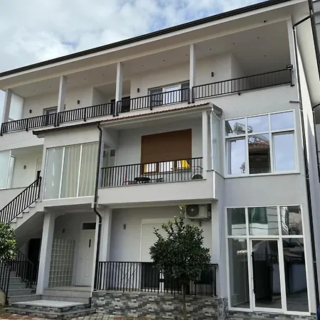 Apartamento Near And Air Albania Stadium *